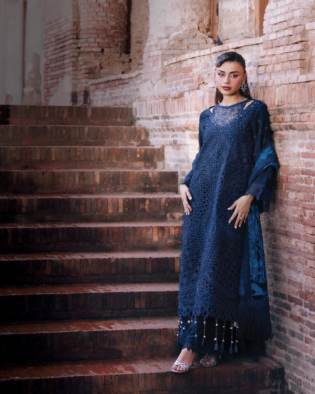 MAHNUR - AMELIA-LUXURY WINTER'26 D-12