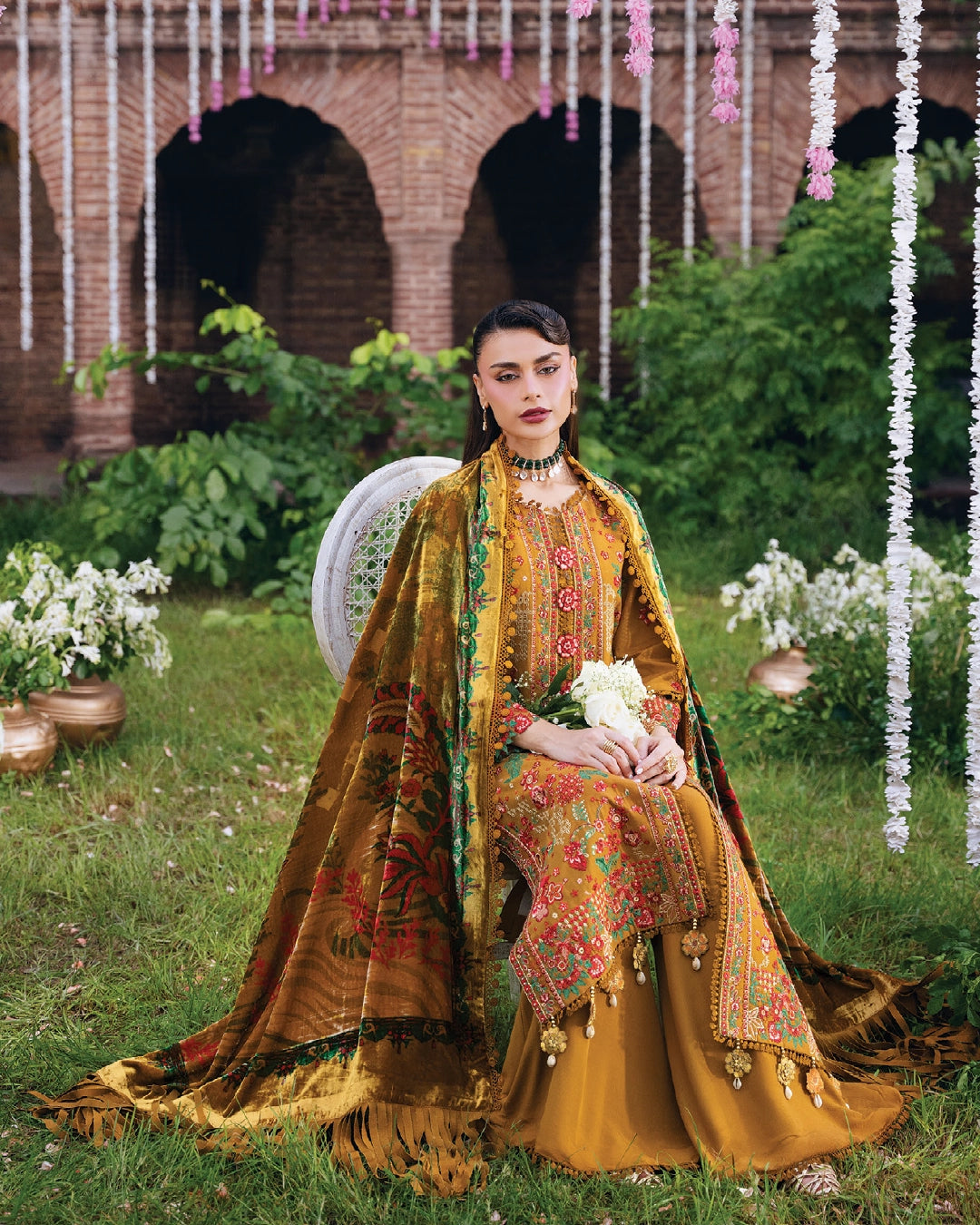 MAHNUR - AMELIA-LUXURY WINTER'26 D-09