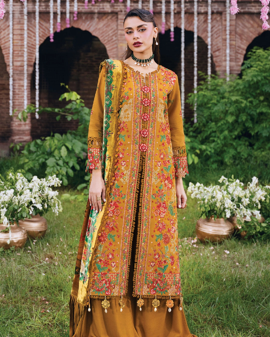MAHNUR - AMELIA-LUXURY WINTER'26 D-09