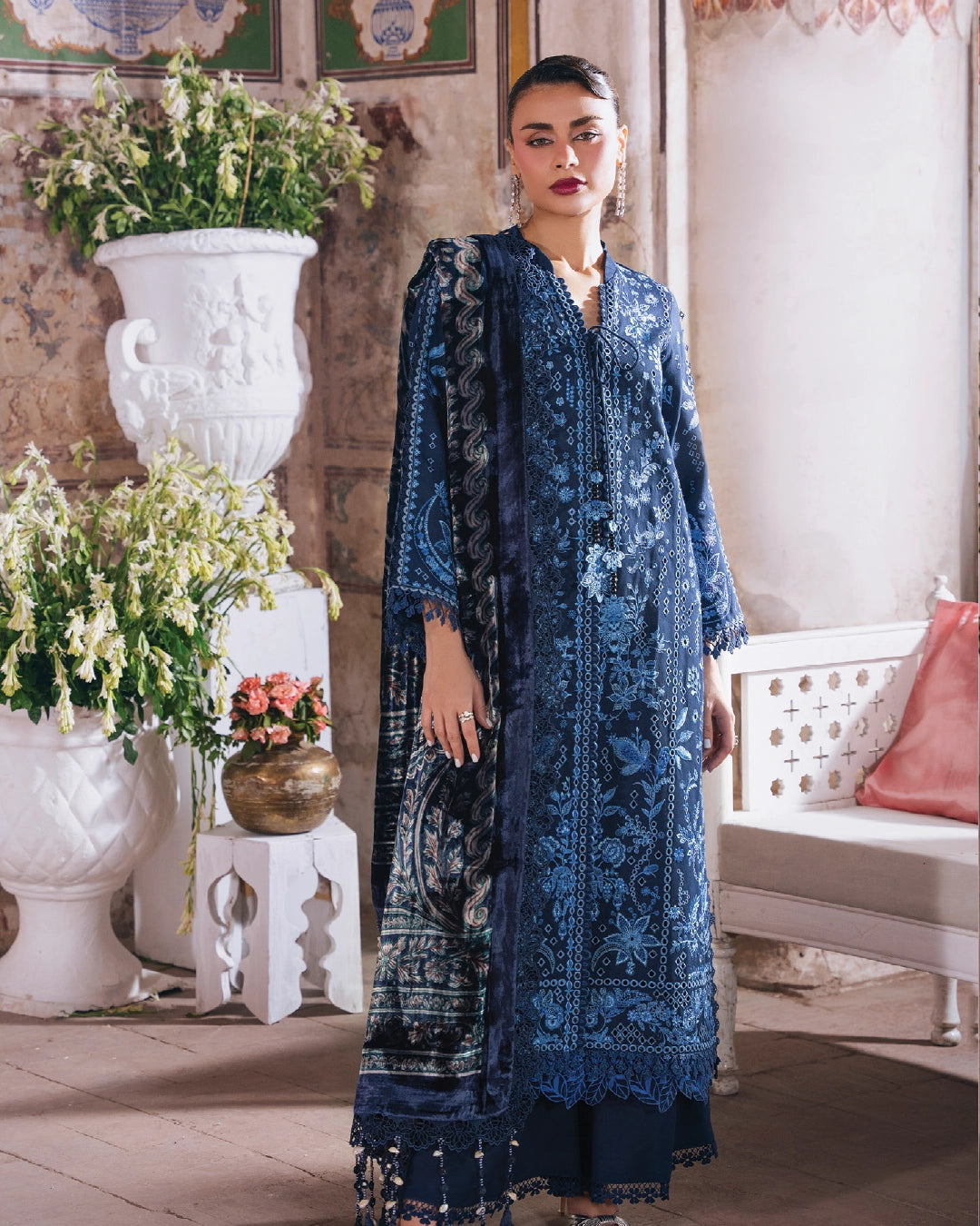 MAHNUR - AMELIA-LUXURY WINTER'26 D-01