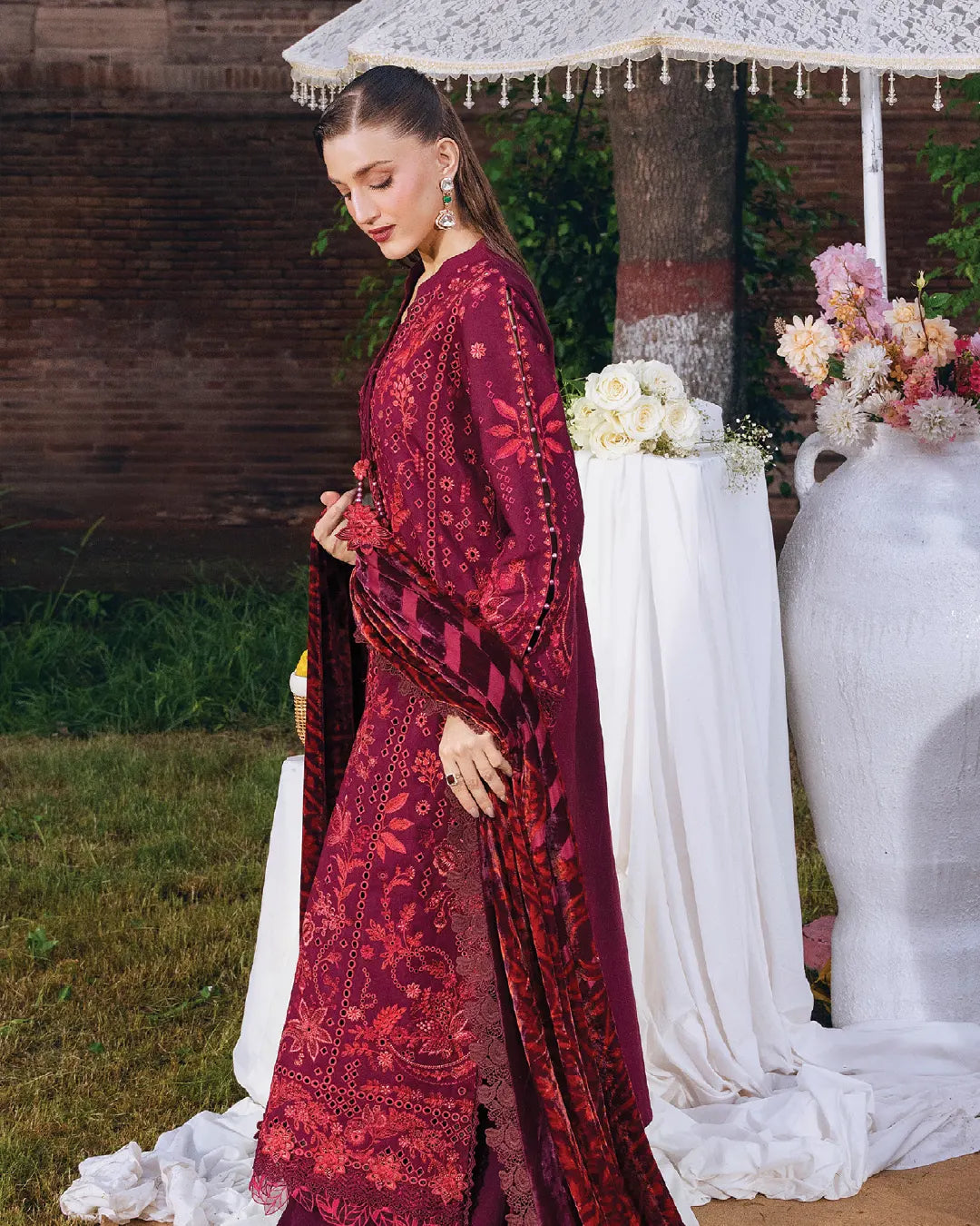 MAHNUR - AMELIA-LUXURY WINTER'26 D-02