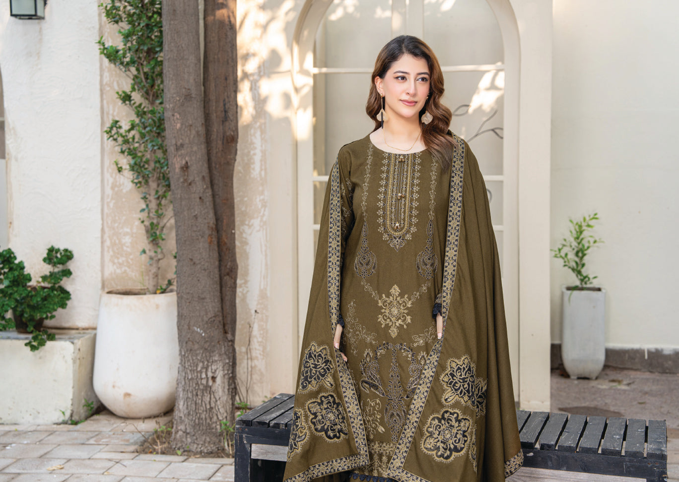 Air jet fancy peach wool  With laser cut dupatta Vol-563