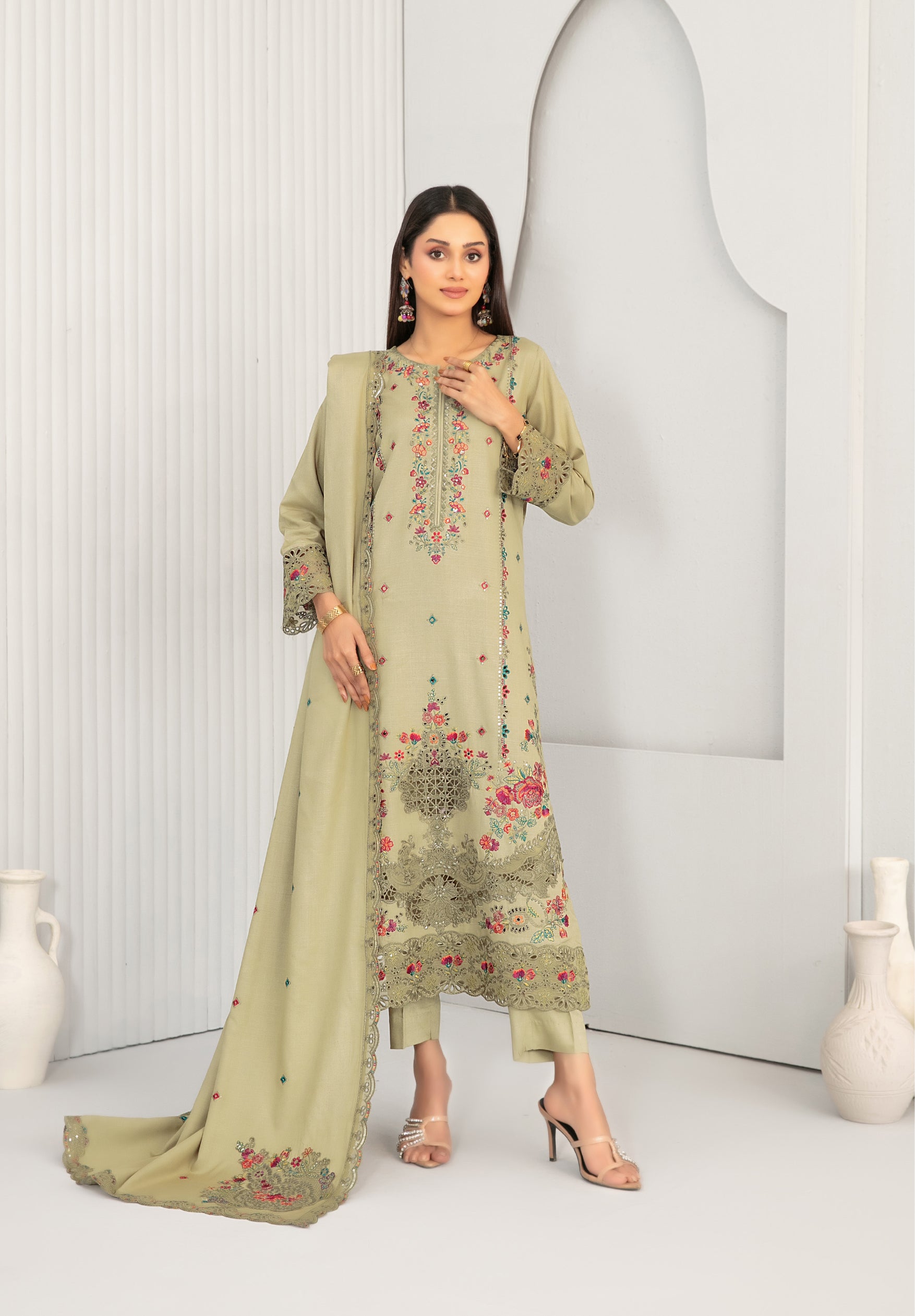 Embroidered cross slub D-5726