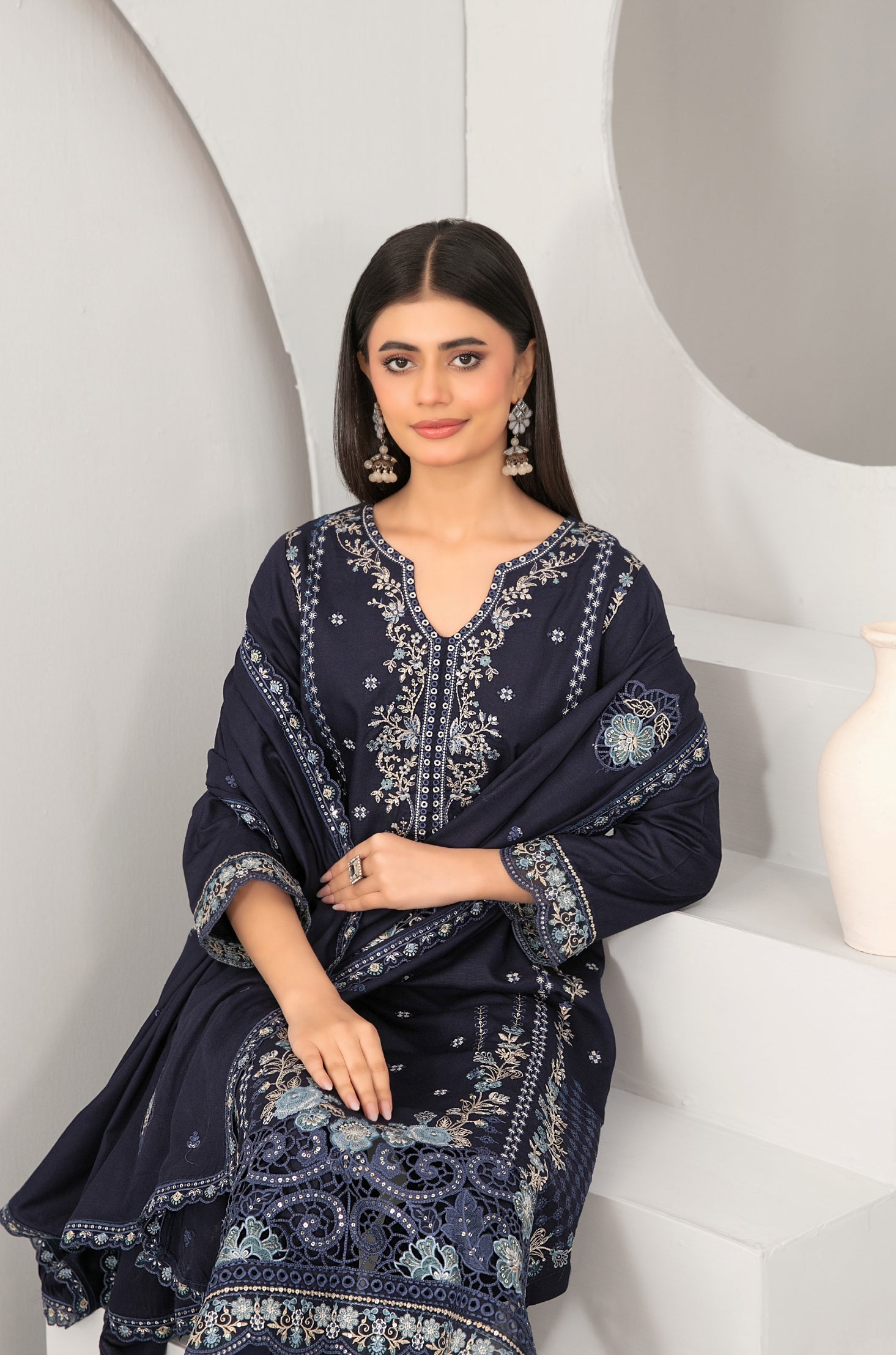 Embroidered cross slub D-5730
