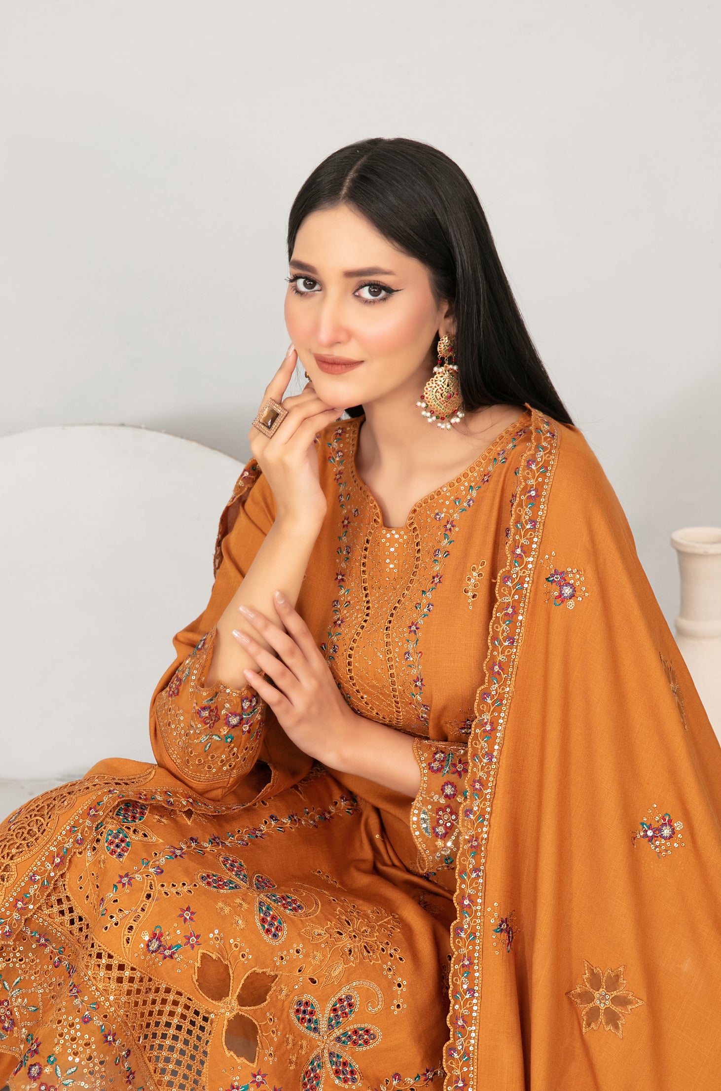 Embroidered cross slub D-5721