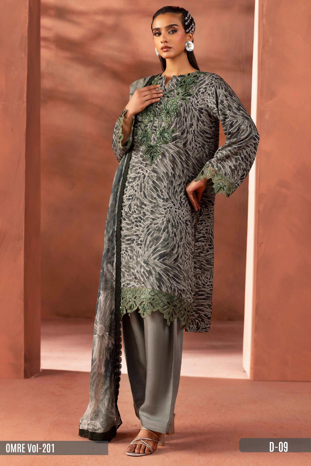 OMRE BY EMB WINTER Vol-201 D-09
