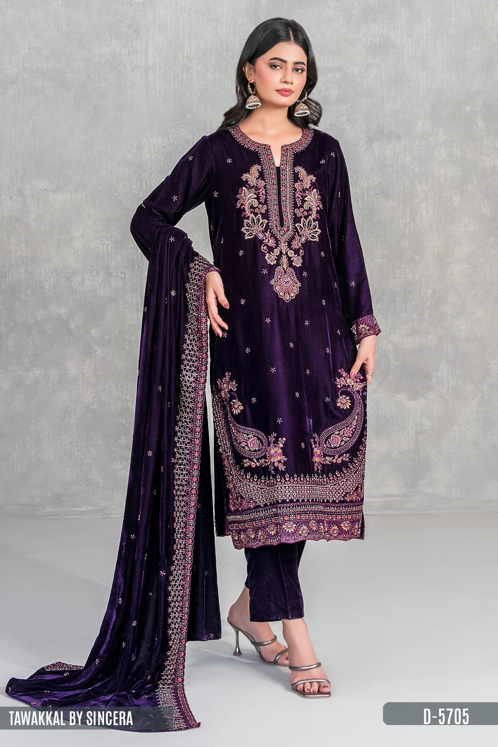 TAWAKKAL BY SINCERA VELVET D-5705
