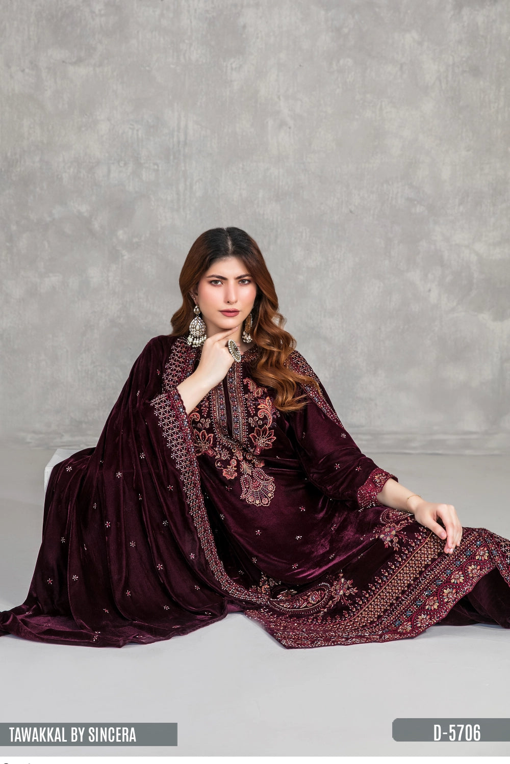 TAWAKKAL BY SINCERA VELVET D-5706