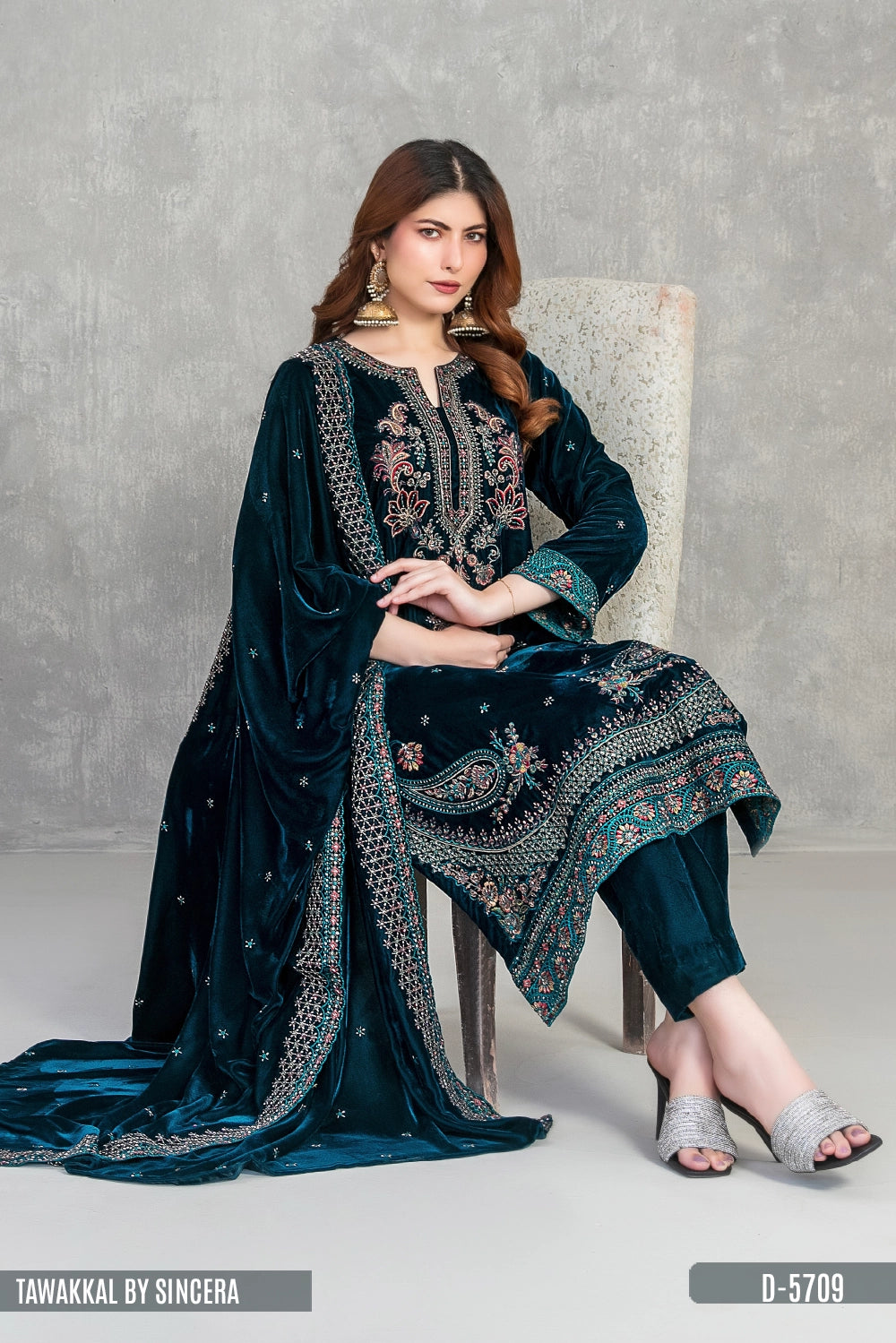 TAWAKKAL BY SINCERA VELVET D-5709