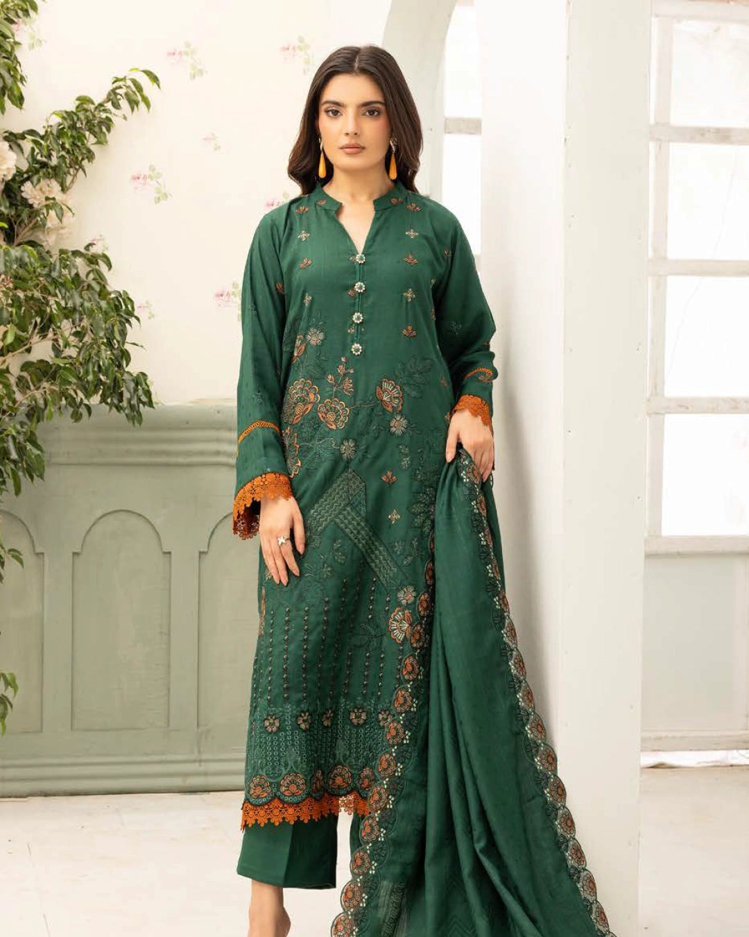 SHAISTA - Festive Semi Peach D-112