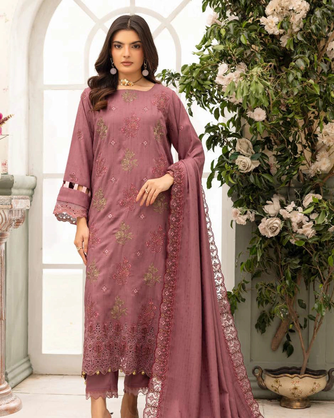 SHAISTA - Festive Semi Peach D-113