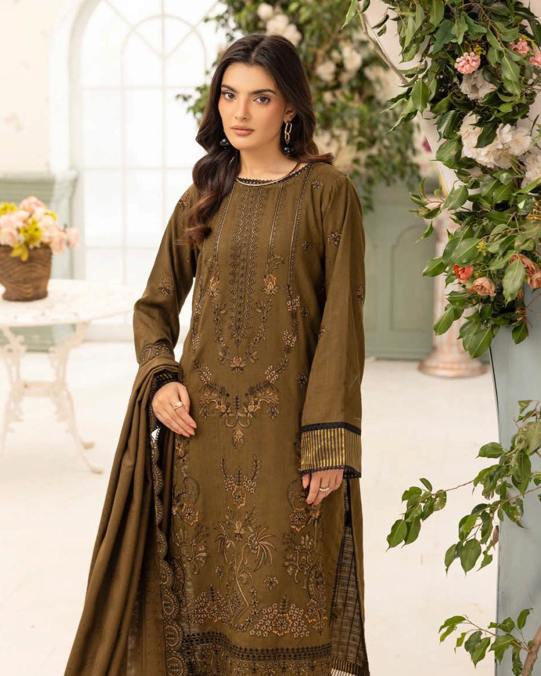 SHAISTA - Festive Semi Peach D-114