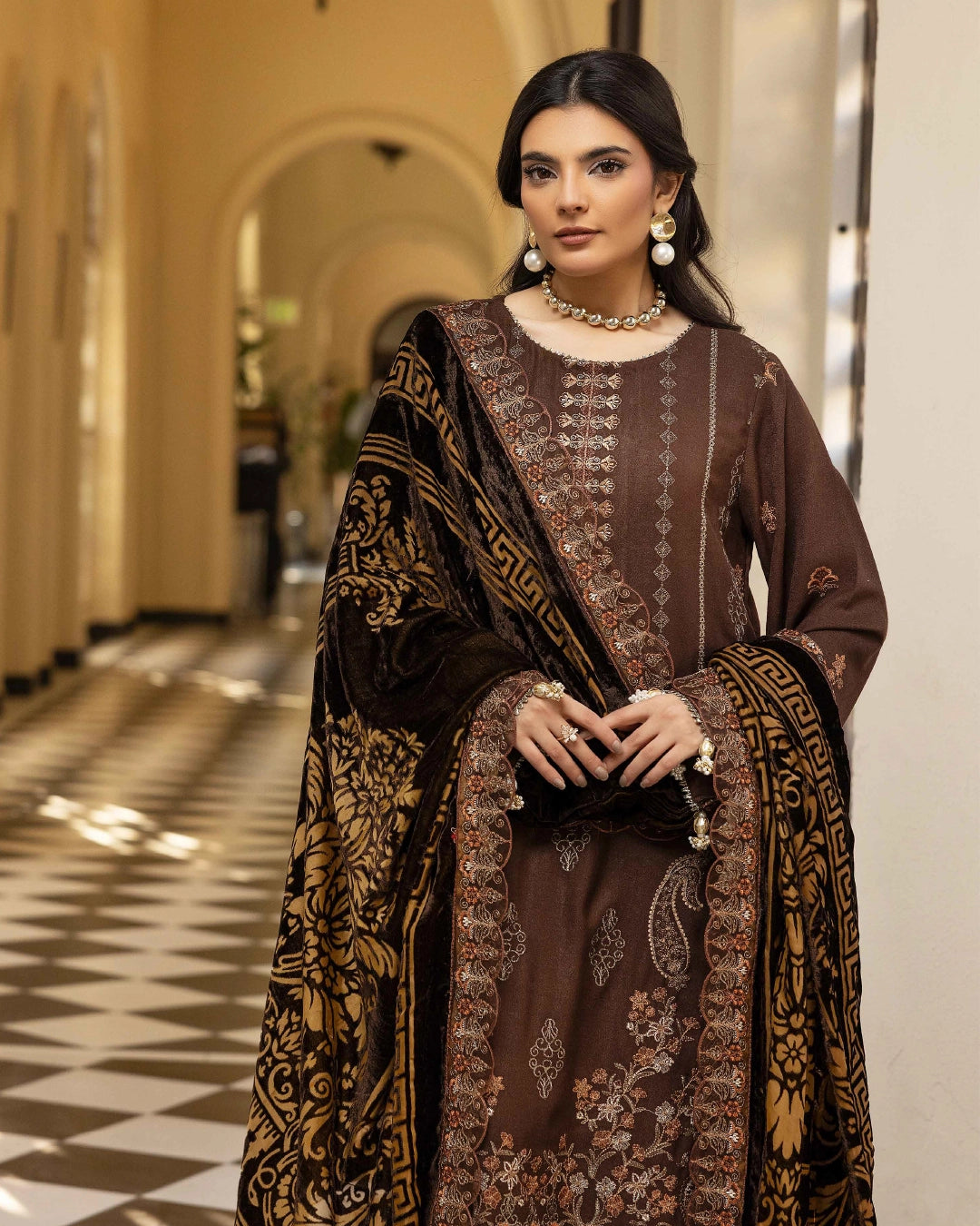SHAISTA - GOLD PEACH EMB D-156