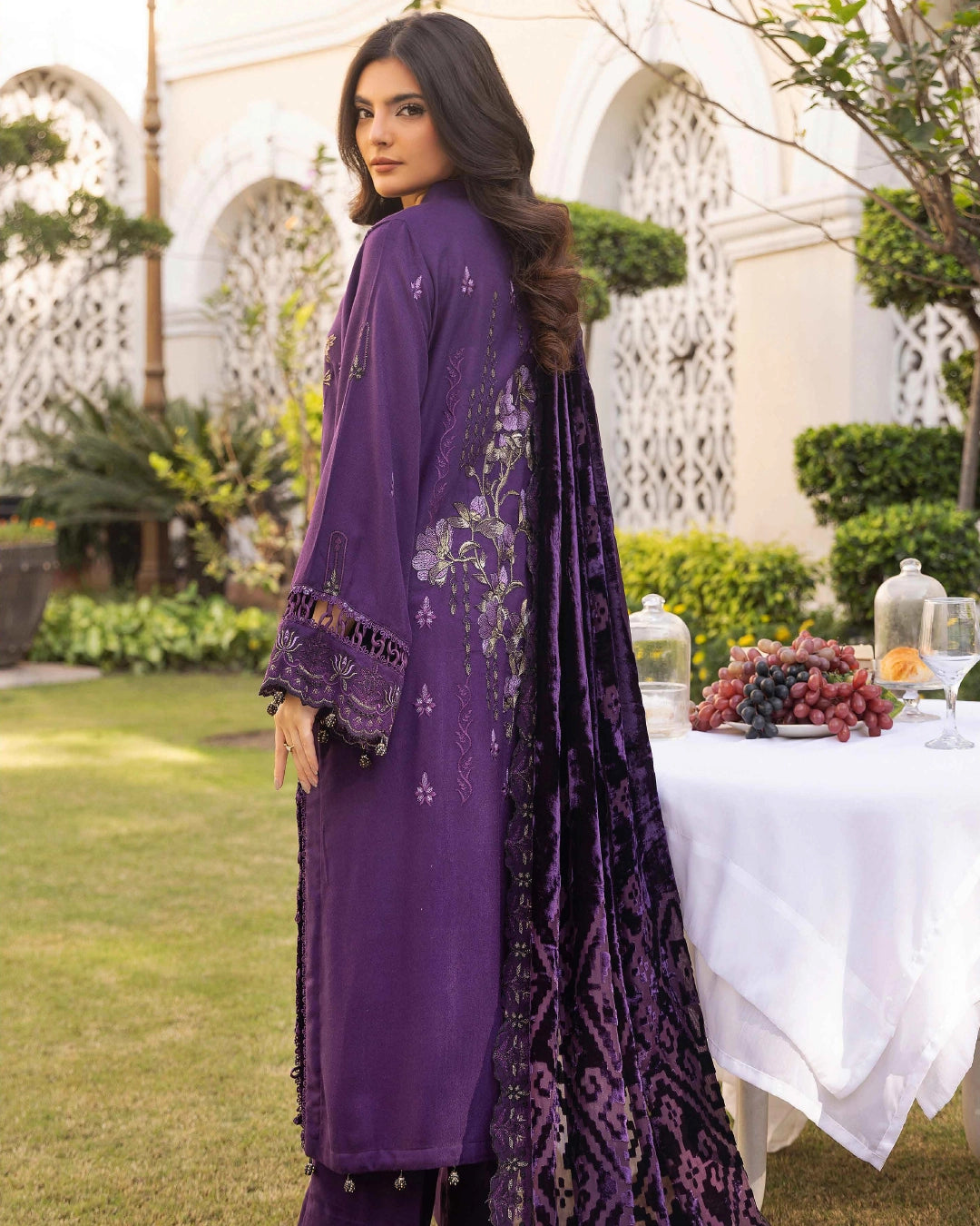 SHAISTA - GOLD PEACH EMB D-148