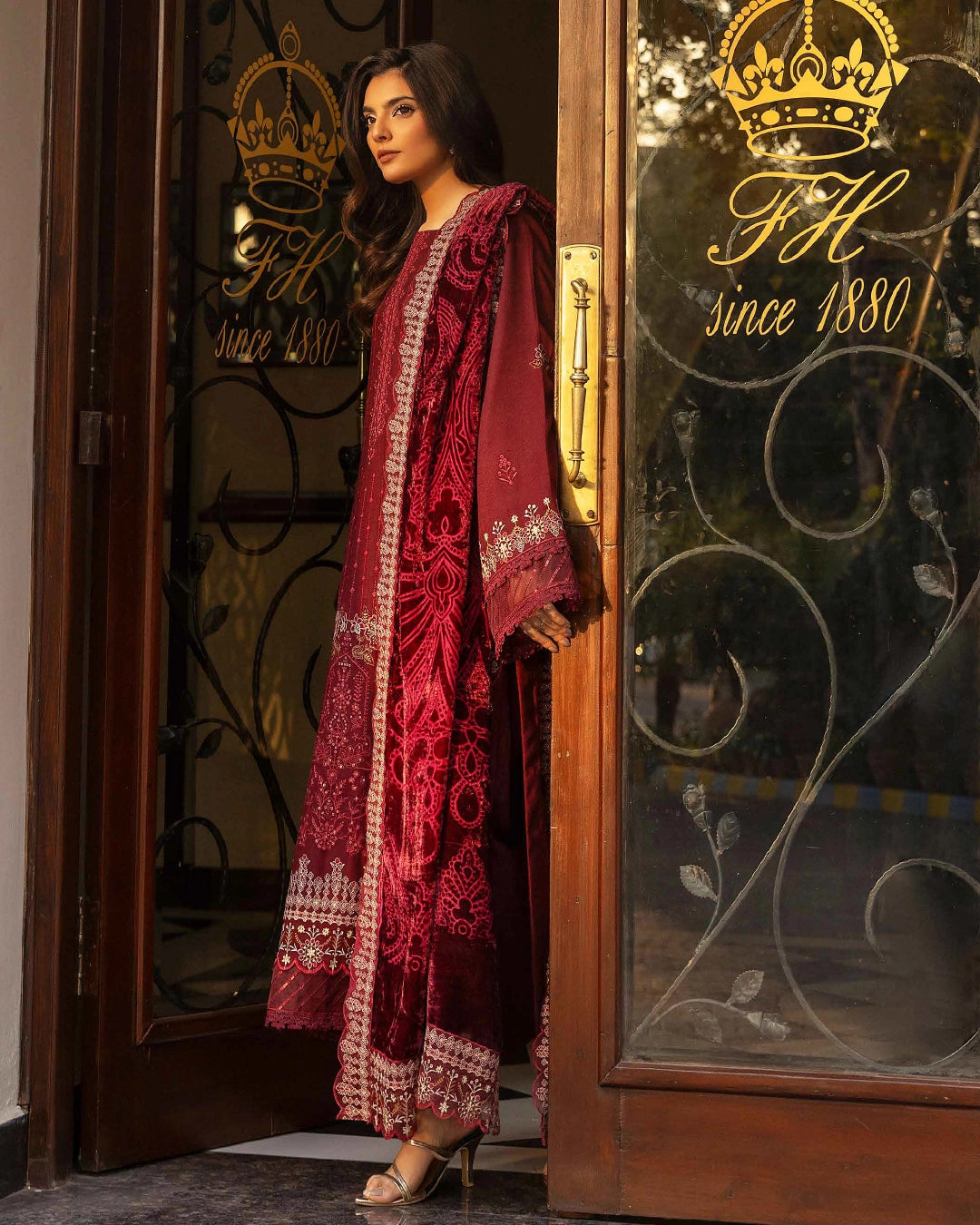 SHAISTA - GOLD PEACH EMB D-152