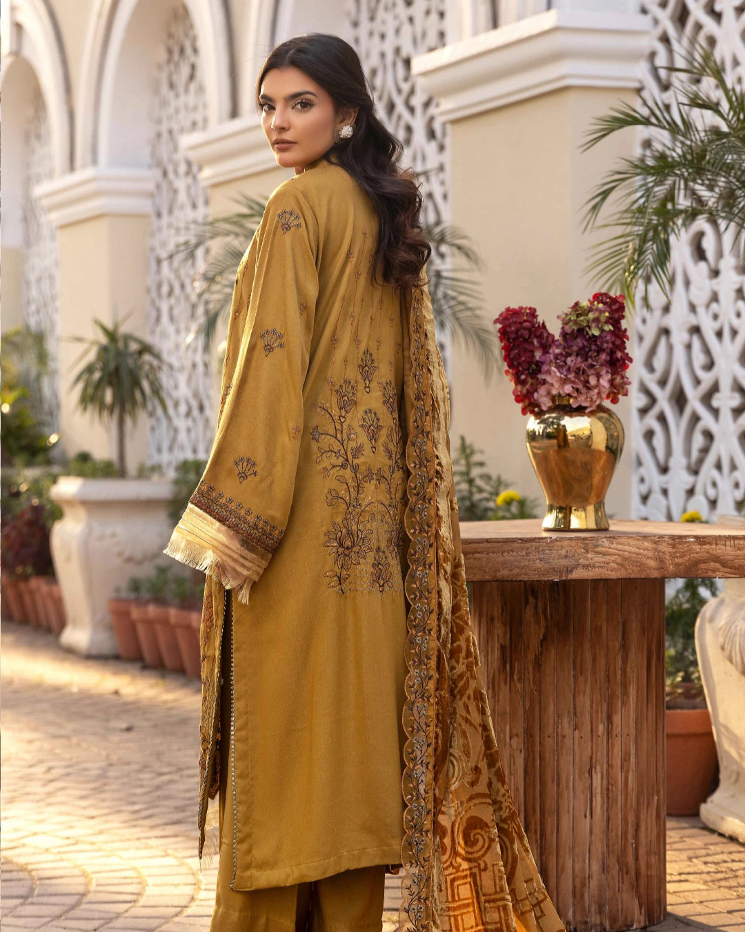SHAISTA - GOLD PEACH EMB D-154