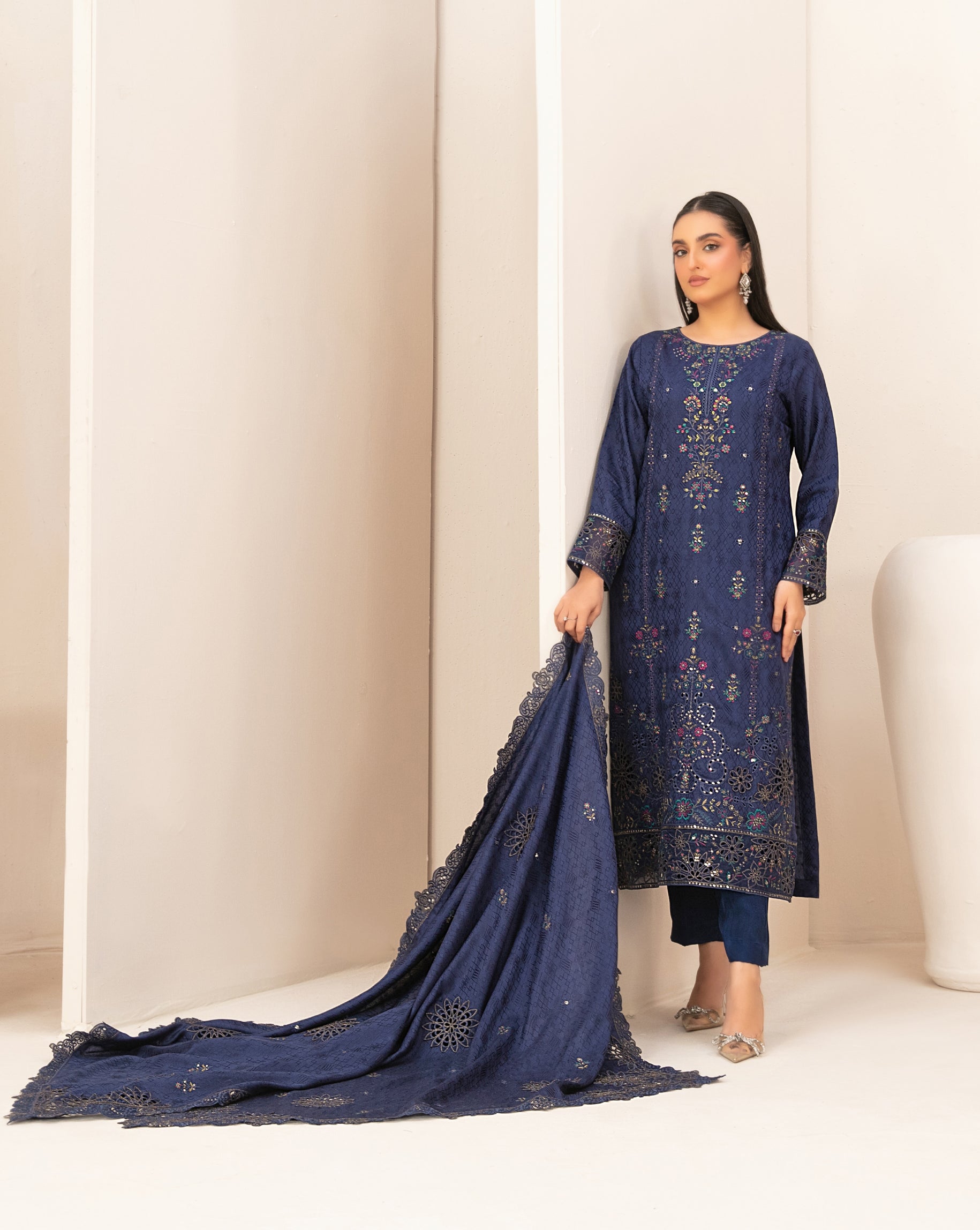 Emboss Mid Summer Jacquard D-5384