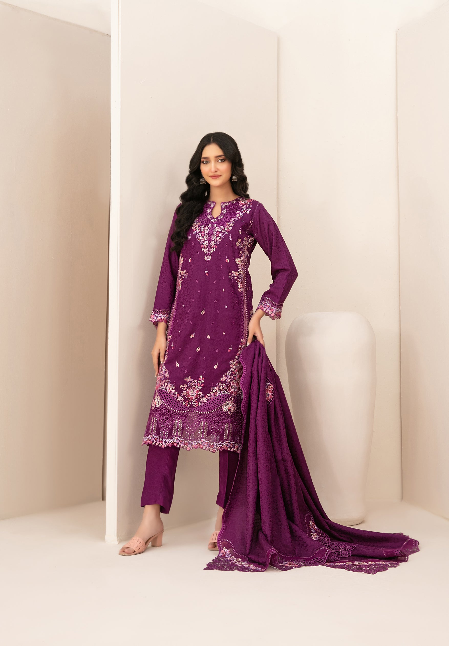 Emboss Mid Summer Jacquard D-5381