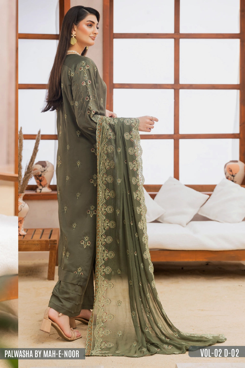 PALWASHA BY MAH-E-NOOR Vol-02 D-02