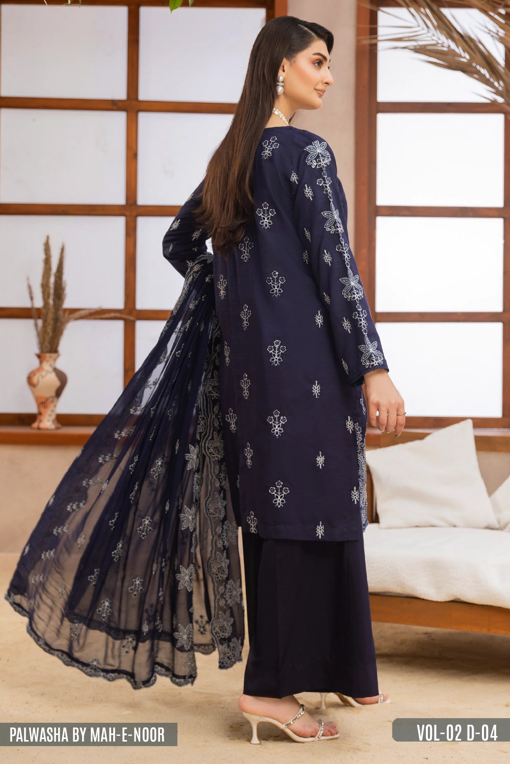 PALWASHA BY MAH-E-NOOR Vol-02 D-04